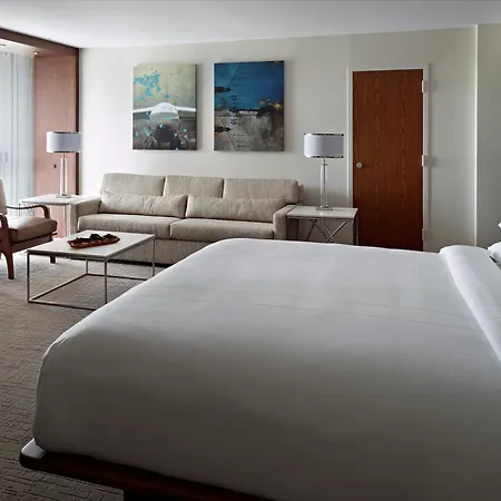 Marriott At The University Of Dayton-2